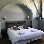 Chateau De Berticheres