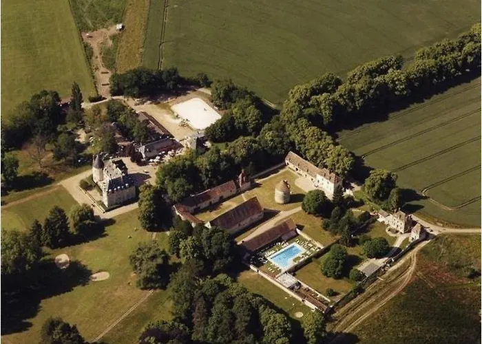 Chateau De Berticheres * Chaumont-en-Vexin